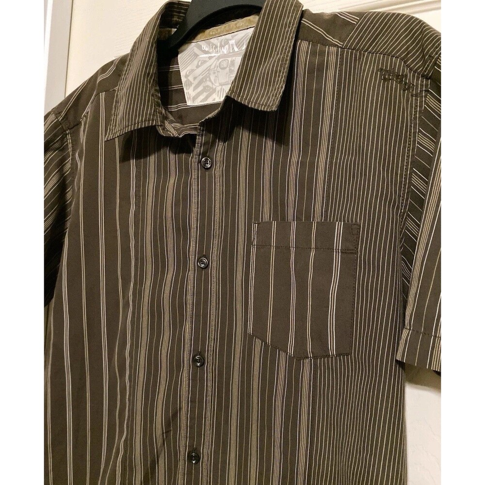 Quiksilver SS Button-Down Casual Surf Shirt Men's M Retro Stripes Skate Resort - Picture 16 of 16